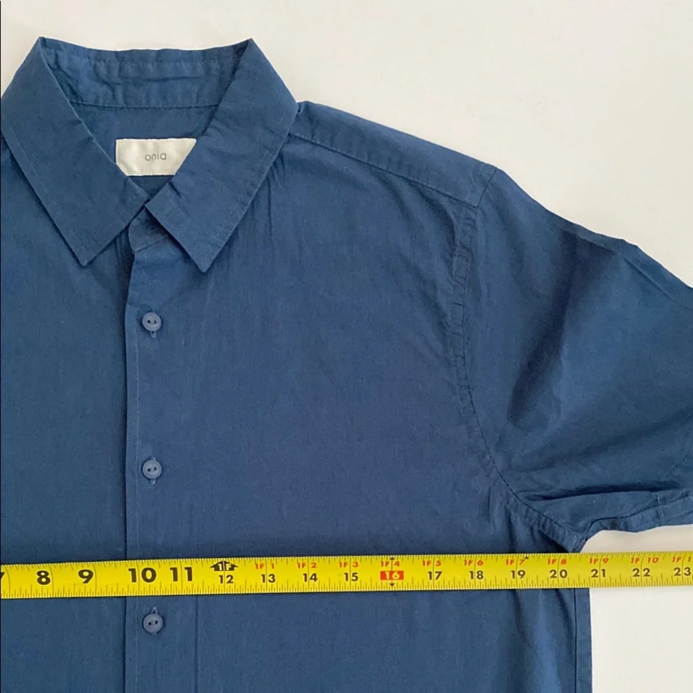 Onia Men’s Shirt 100% Cotton Button Down Shirt Short Sleeve Blue New size Medium - Picture 8 of 9